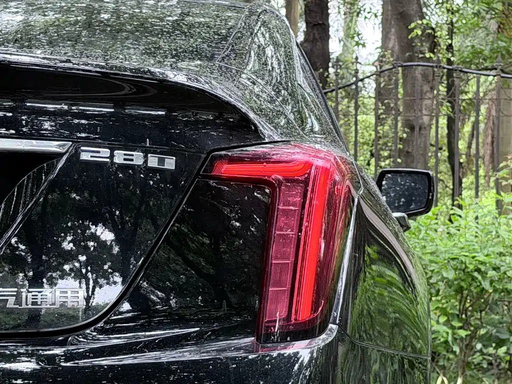 Cadillac CT5 — миниатюра 10