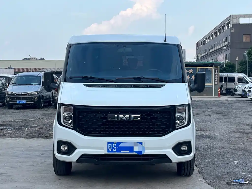 JMC JMC Fushun — миниатюра 2