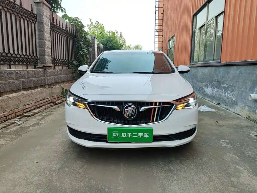 Buick Excelle — миниатюра 3