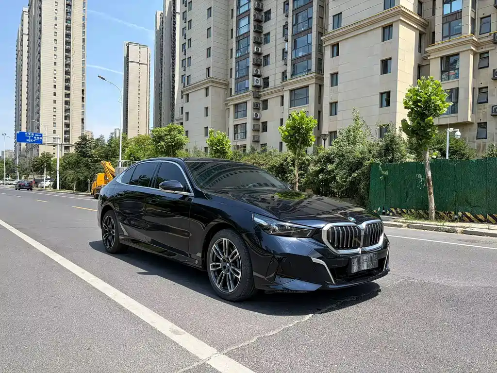 BMW 5 Series 5 2025 530Li xDrive M Sport