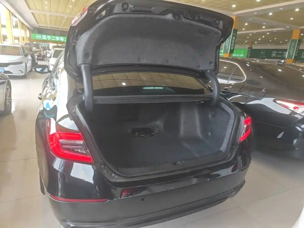 Honda Accord — миниатюра 19