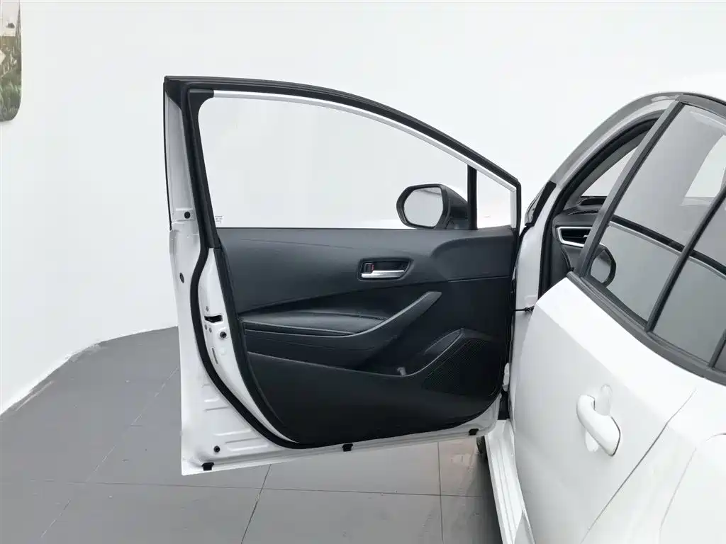 Toyota Corolla 2021 1.2T S-CVT Luxury