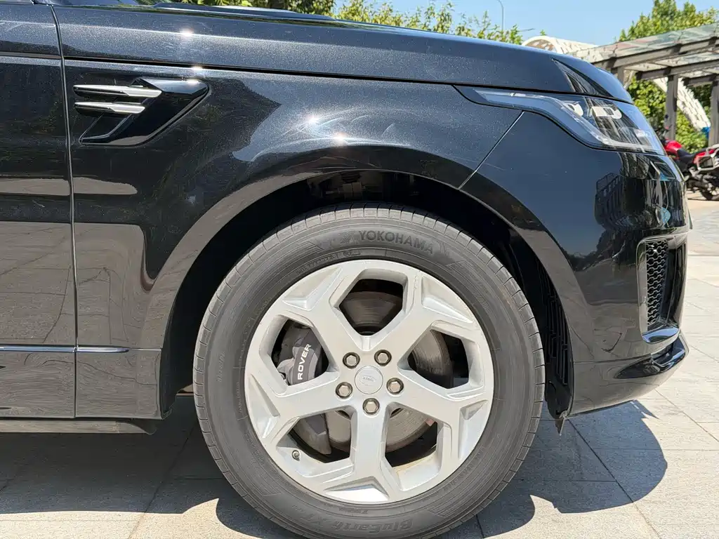 Land Rover Sport PHEV — миниатюра 14
