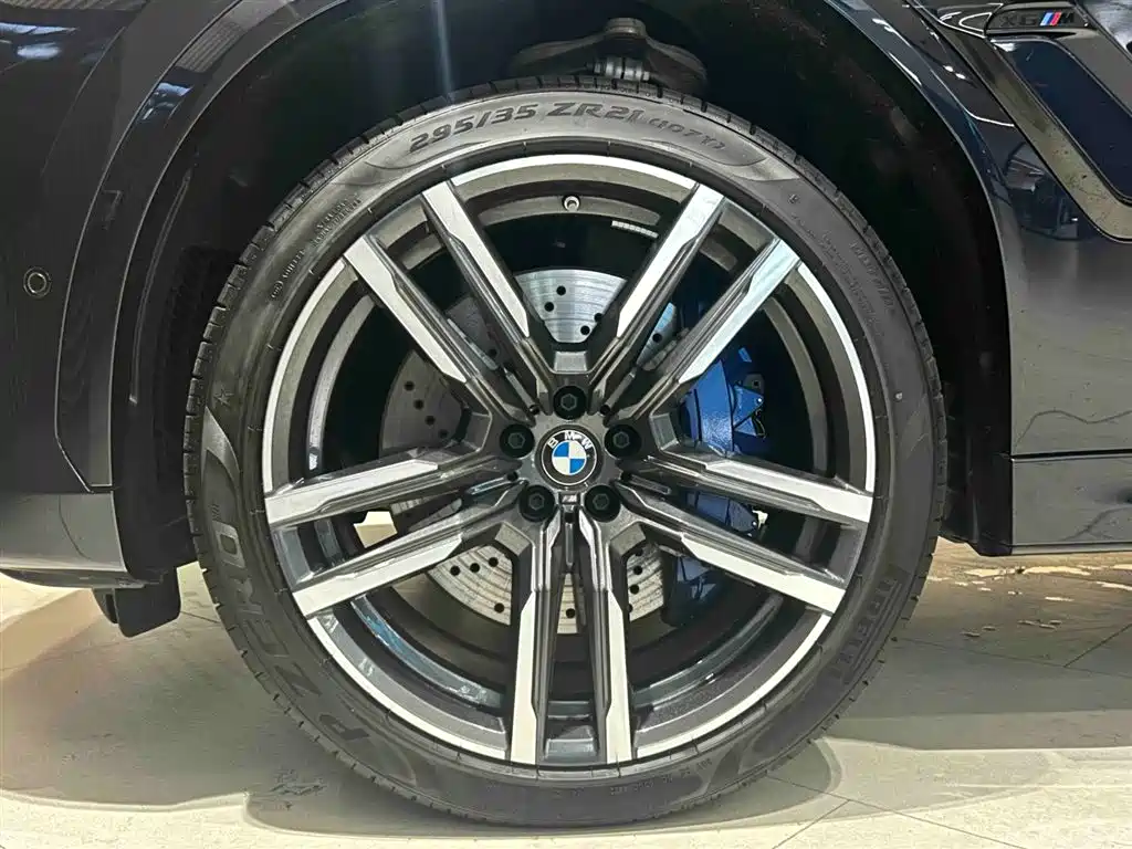 BMW X6 M - фото 12