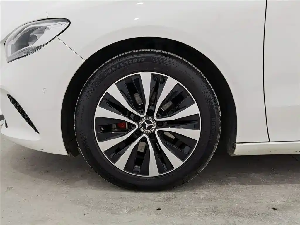 MERCEDES-BENZ B CLASS