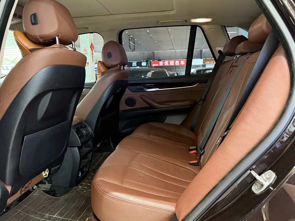 BMW X5 (Import) — миниатюра 4