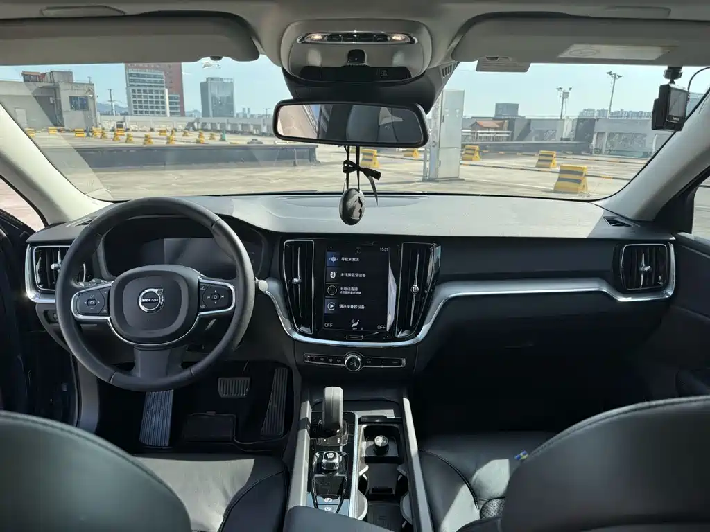 Volvo S60 — миниатюра 6
