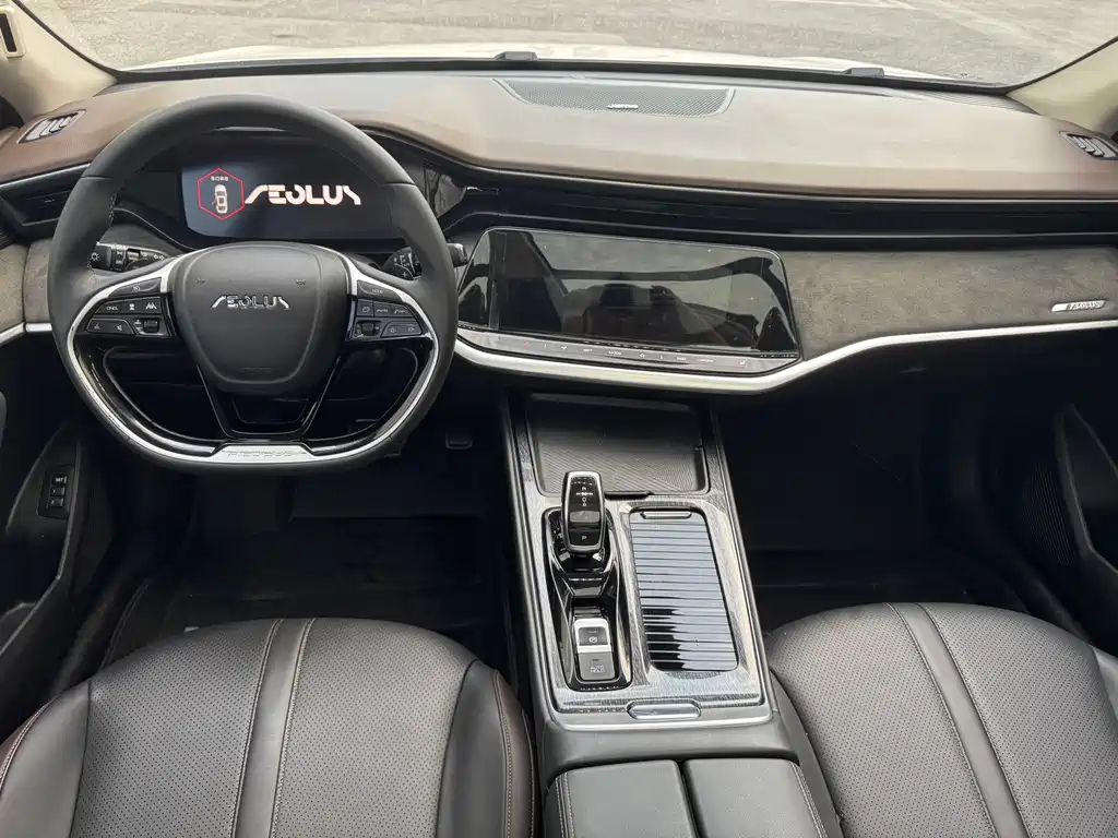 DONGFENG YI HYUN MAX