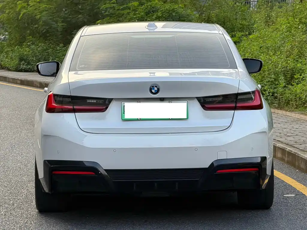 BMW i3 — миниатюра 4
