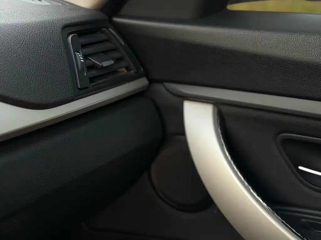 BMW 3 Series GT — миниатюра 12