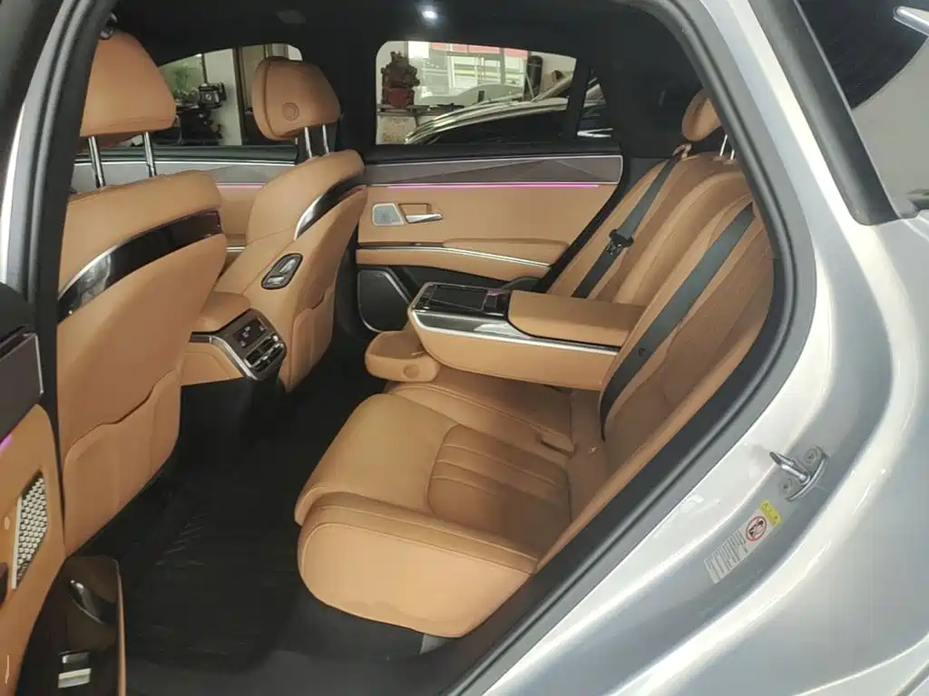 BYD Han L — миниатюра 17