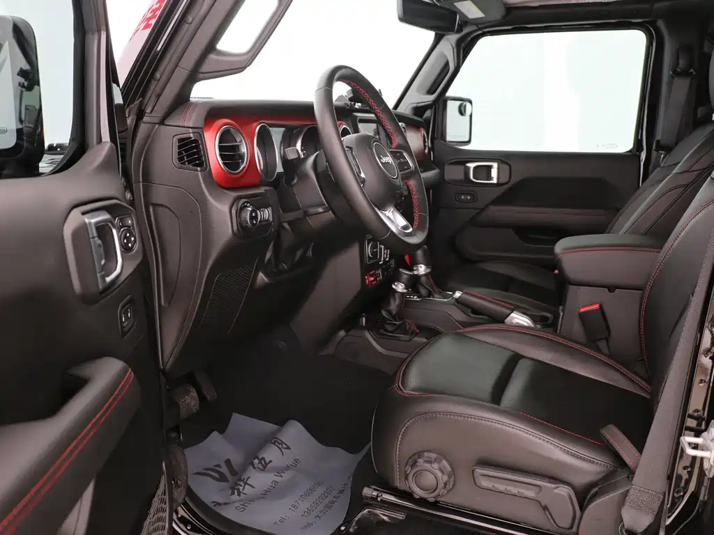 Jeep Gladiator — миниатюра 4
