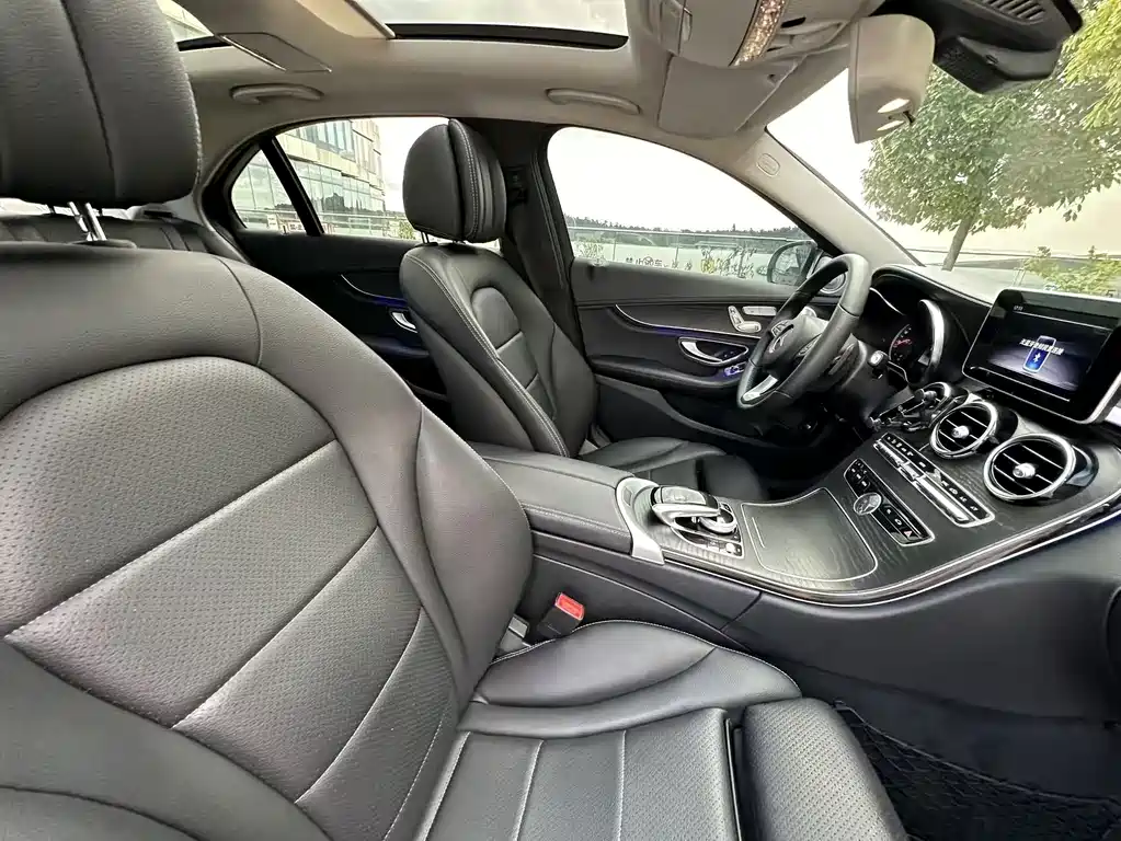 Mercedes-Benz C-Class — миниатюра 33