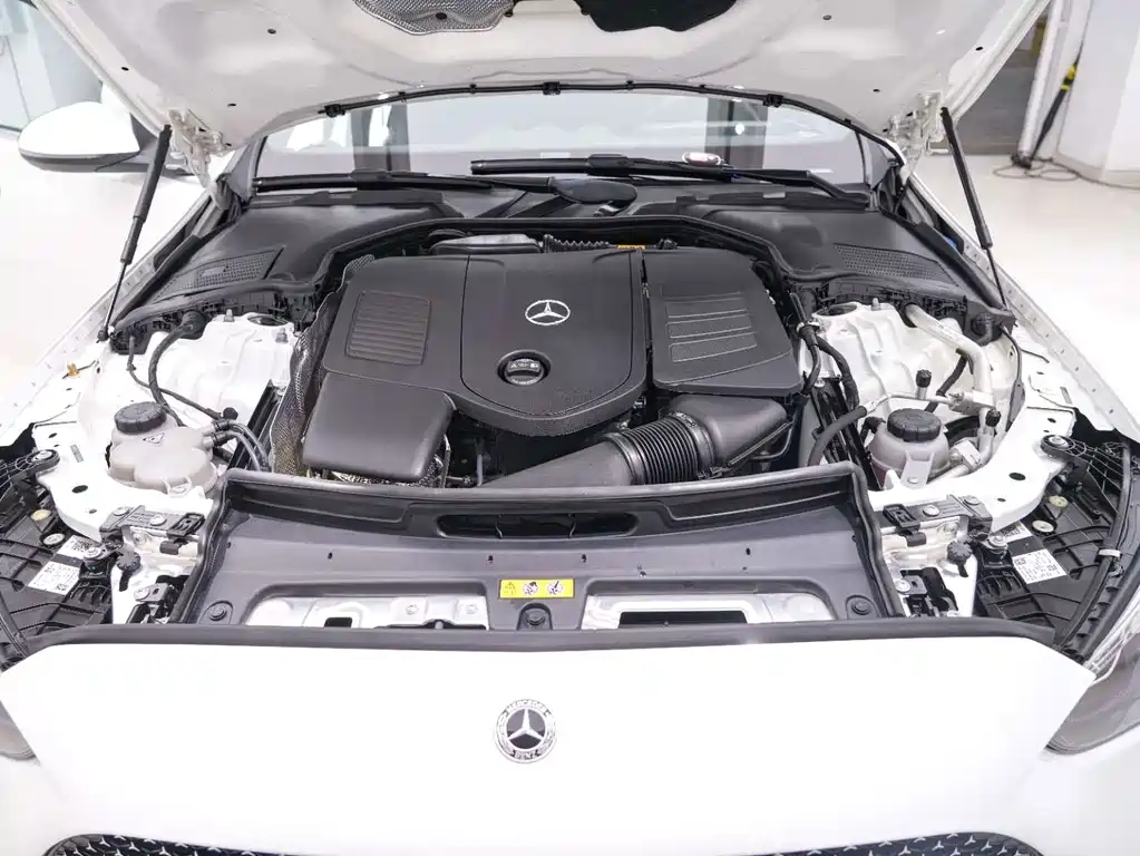 Mercedes-Benz C-Class — миниатюра 24