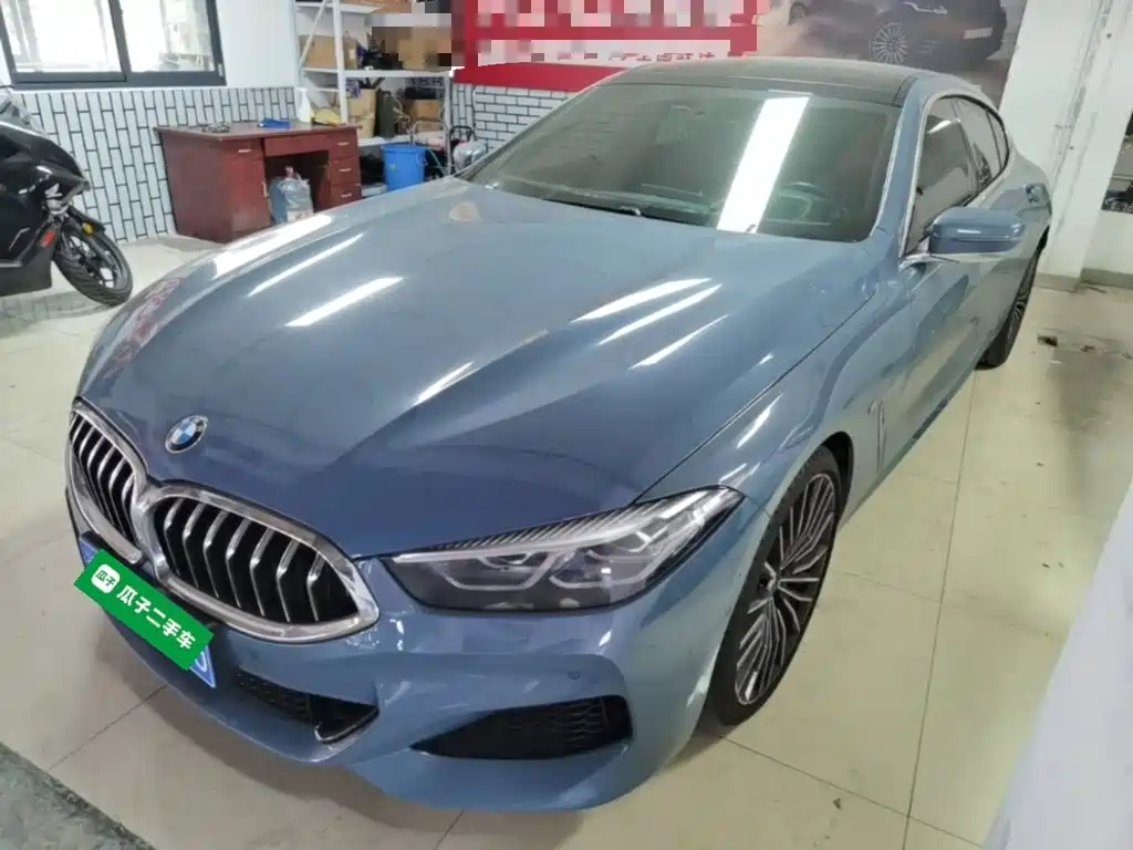 BMW 8 Series — миниатюра 2
