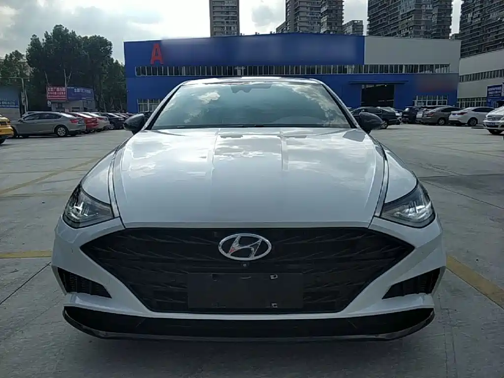 Hyundai Sonata — миниатюра 3