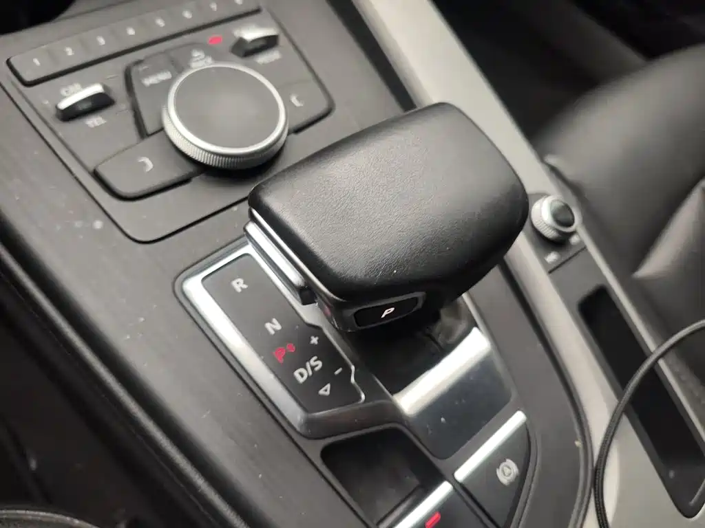 Audi A4L — миниатюра 15