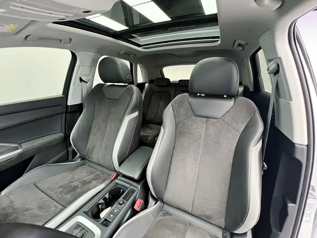 Audi Q3 — миниатюра 12