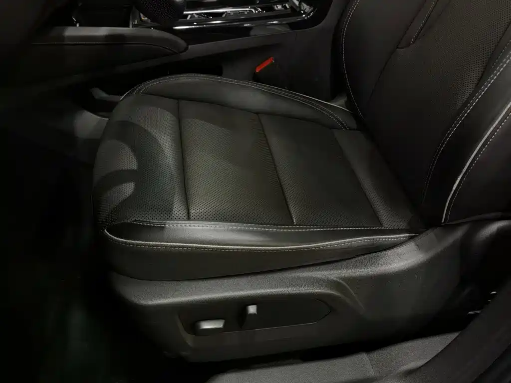 Buick Envision S — миниатюра 20