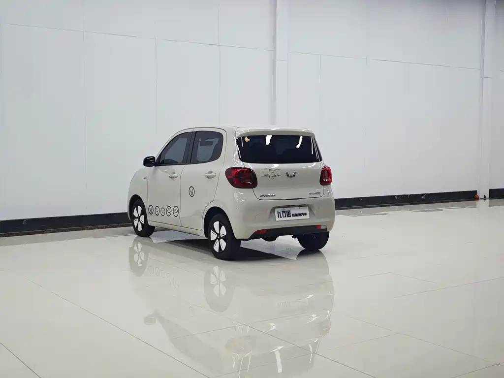 Wuling MINIEV — миниатюра 9