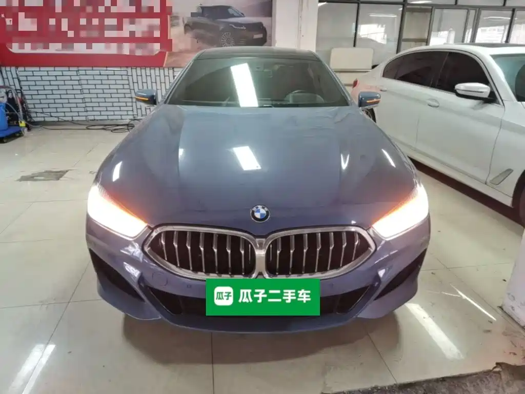 BMW 8 Series — миниатюра 3