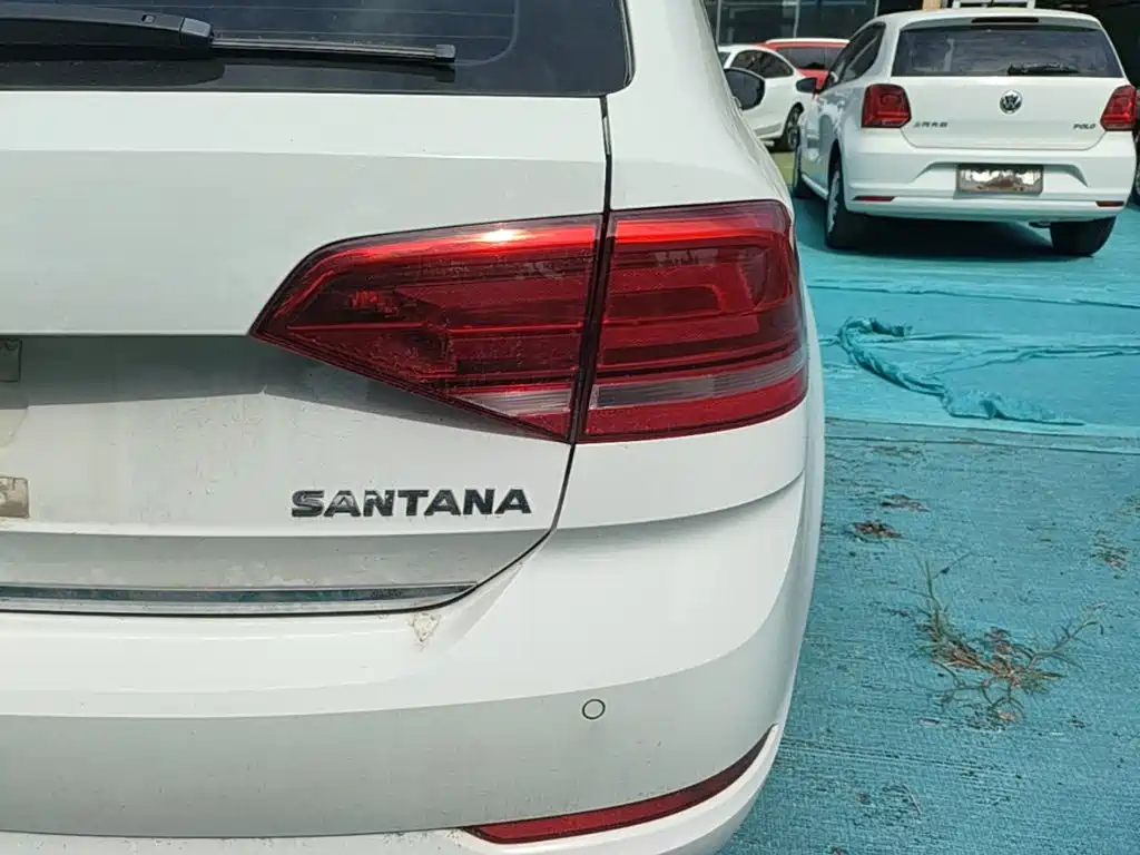 Volkswagen Santana — миниатюра 8