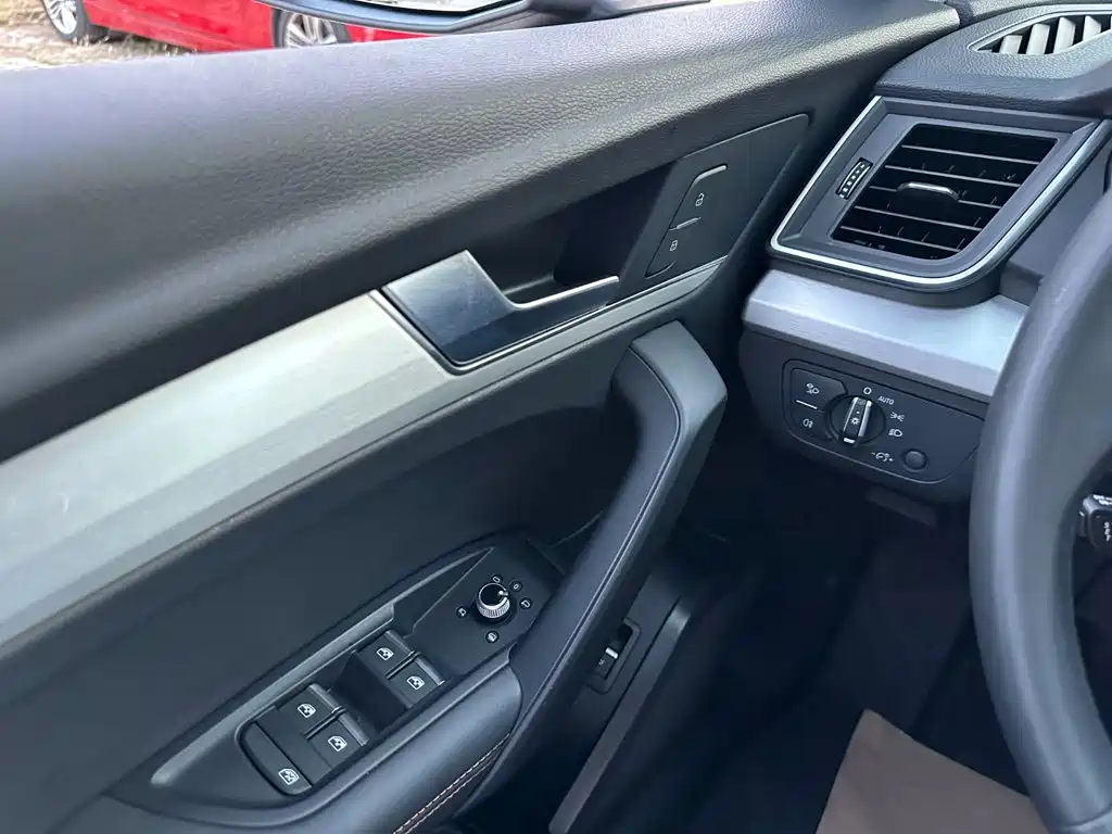 Audi Q5L — миниатюра 22
