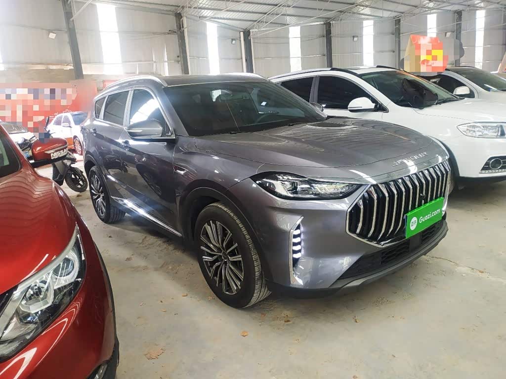 Jetour Jetour X70 PLUS 1.5 л 2023 г. Серебристо-серый, пробег 40199 км