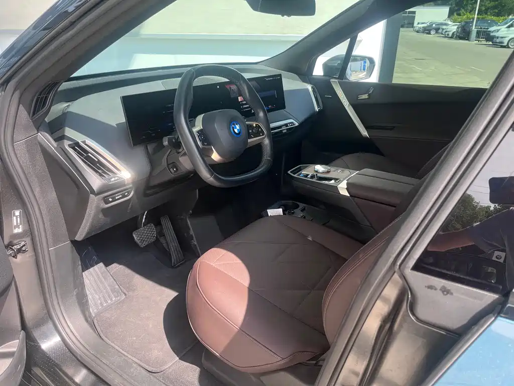 BMW iX — миниатюра 6