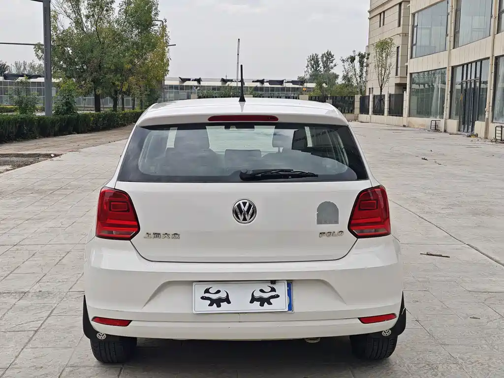 Volkswagen Polo — миниатюра 6