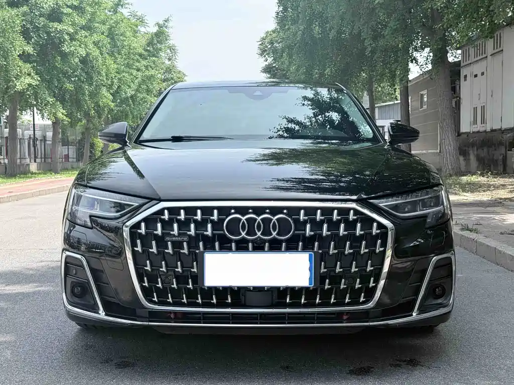 Audi A8 — миниатюра 3