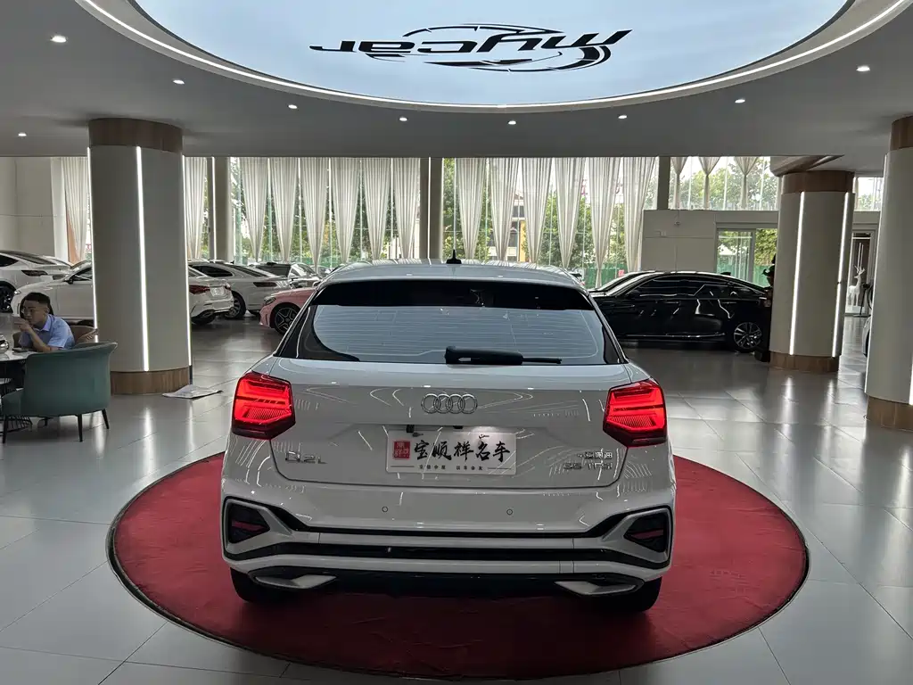 Audi Q2L — миниатюра 6