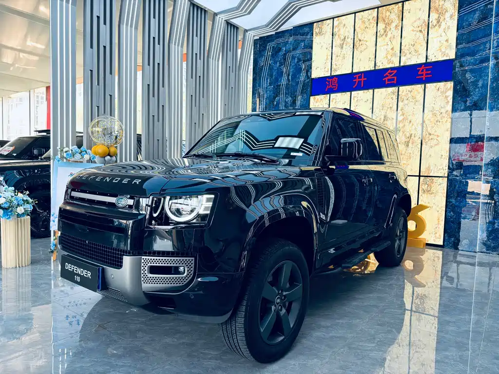 Land Rover Defender 2025