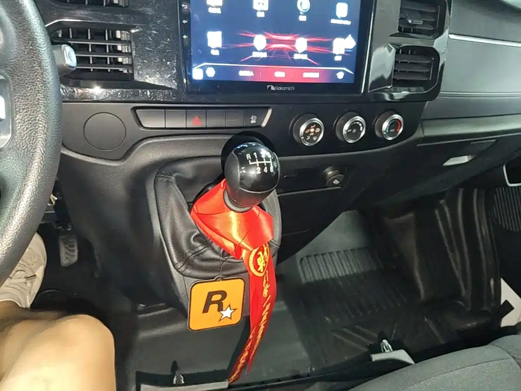 JMC JMC Fushun — миниатюра 14