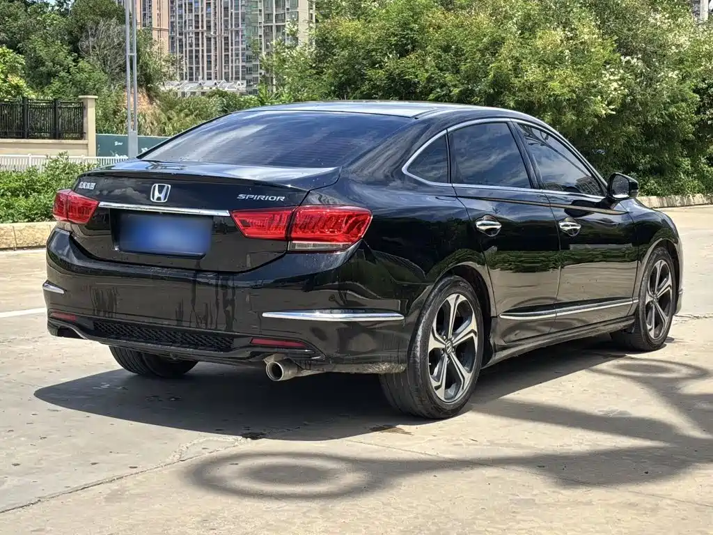 Honda Spirior — миниатюра 7