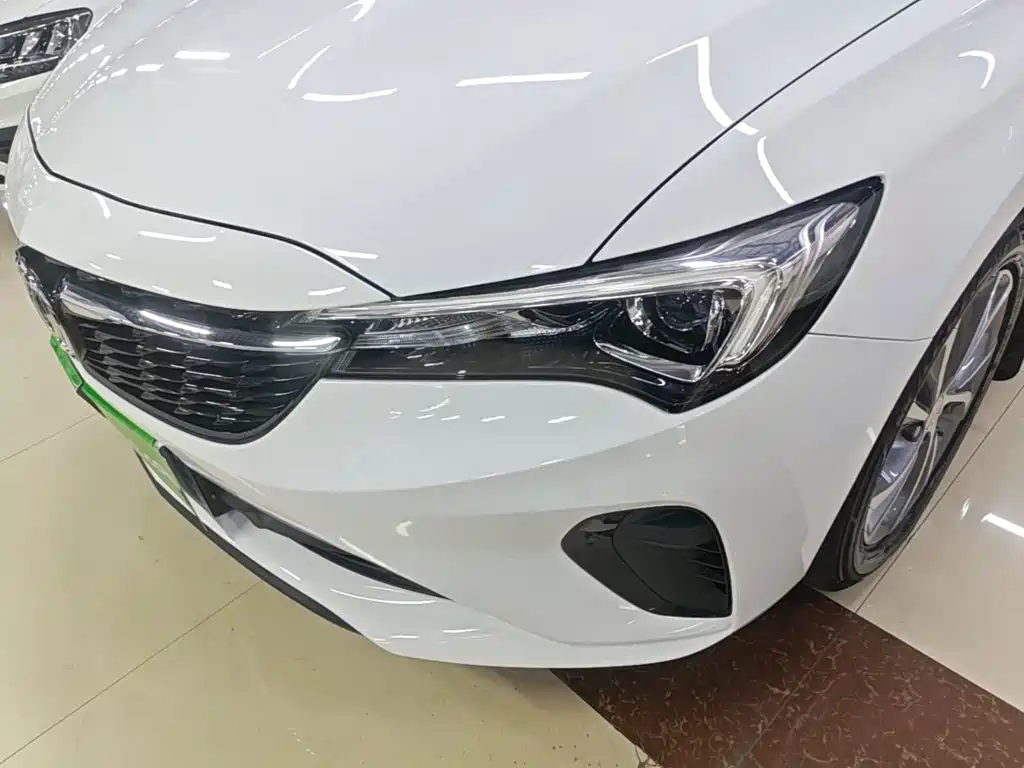 Buick Verano — миниатюра 24