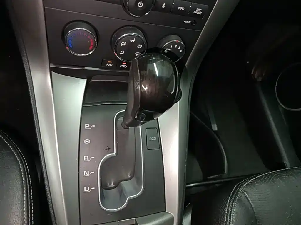 Chevrolet Captiva — миниатюра 14