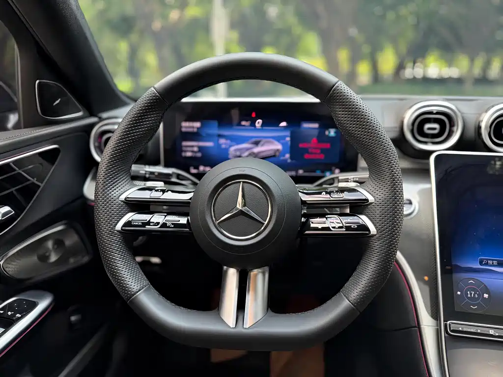 Mercedes-Benz C-Class — миниатюра 13