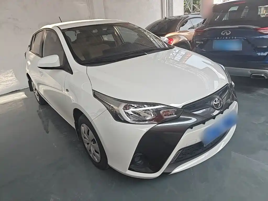 Toyota Yaris L — миниатюра 4