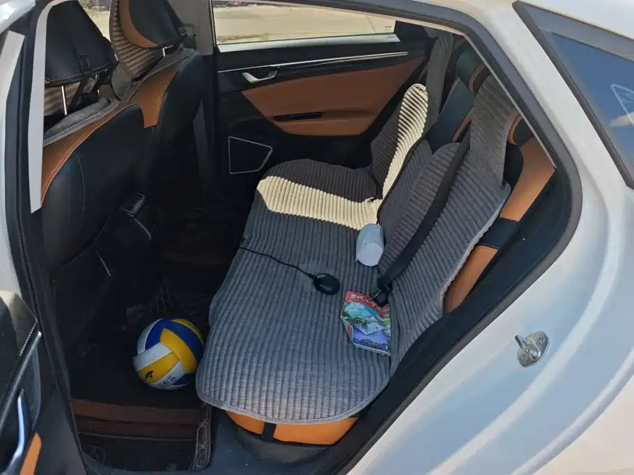 Geely Emgrand GL — миниатюра 11