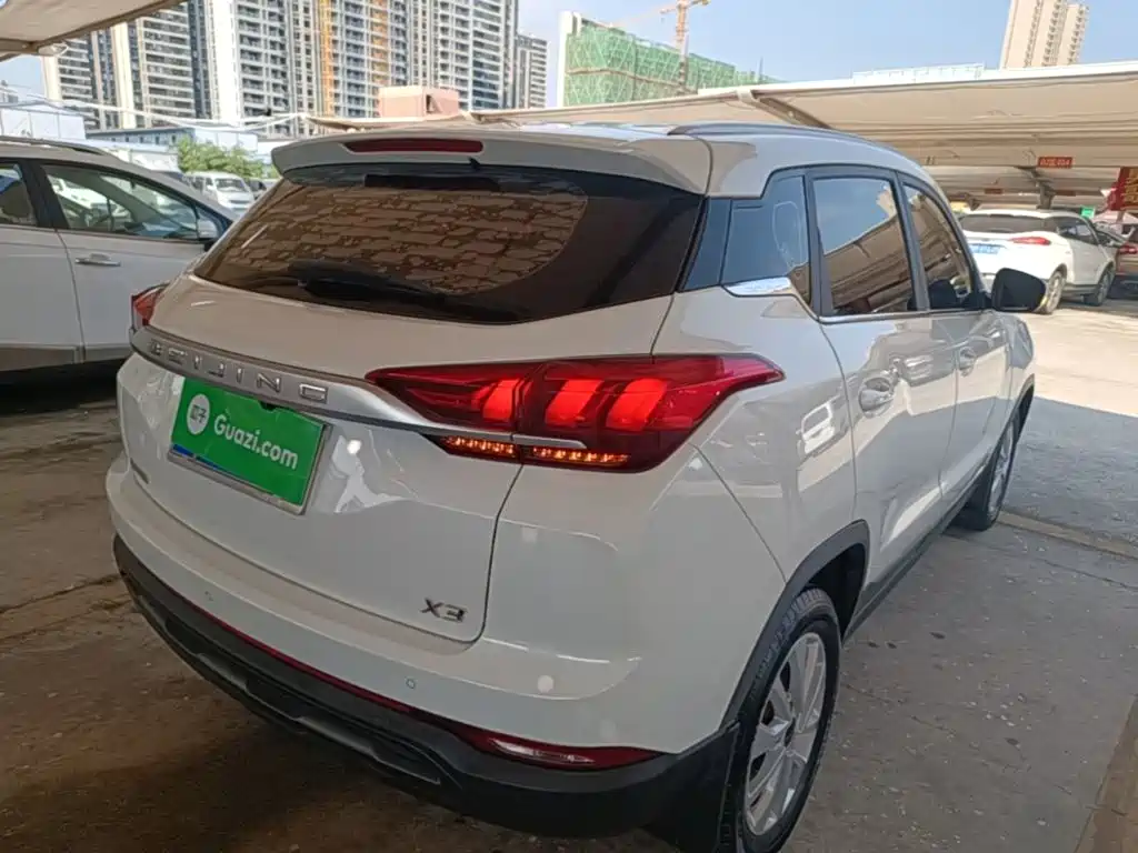 BAIC X3 — миниатюра 7