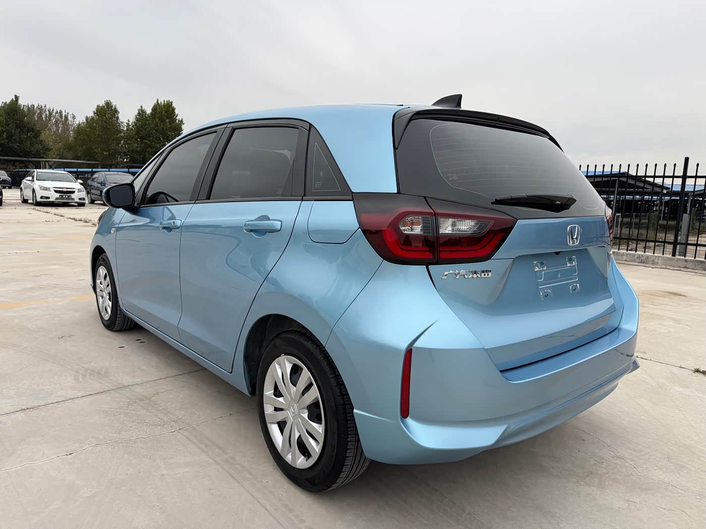 Honda Fit 1.5 л 2021 г. Голубой, пробег 25000 км