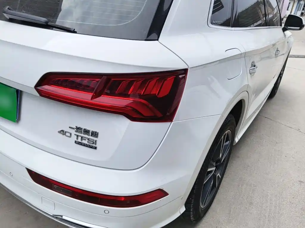 Audi Q5L — миниатюра 8