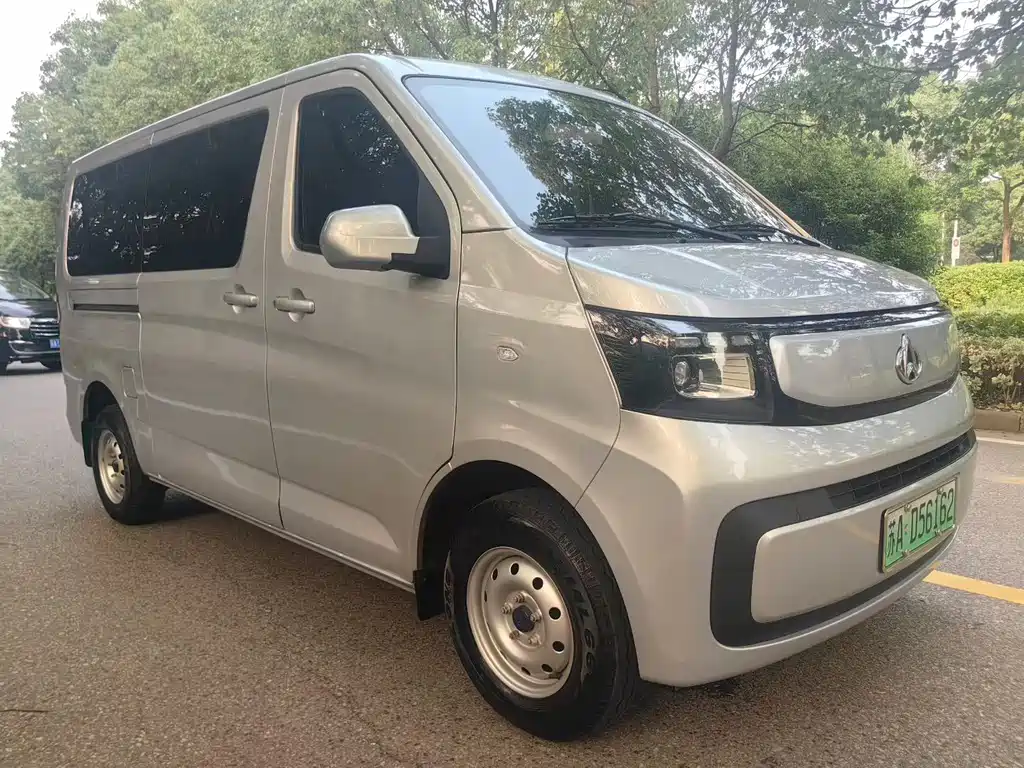 Changan EM60 2025 Comfort 6 мест 300km