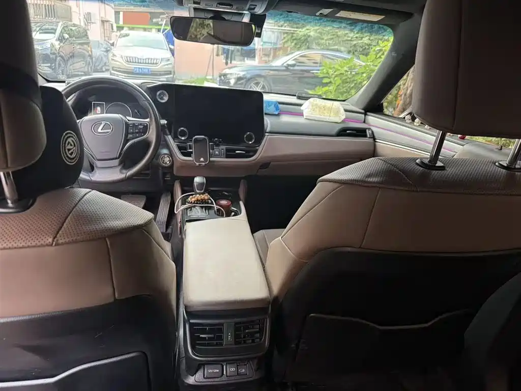 Lexus ES 2025 200 Premium