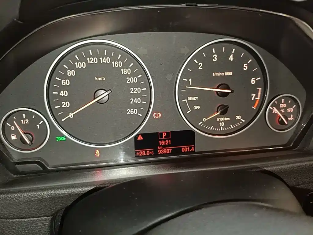BMW 3 Series — миниатюра 12