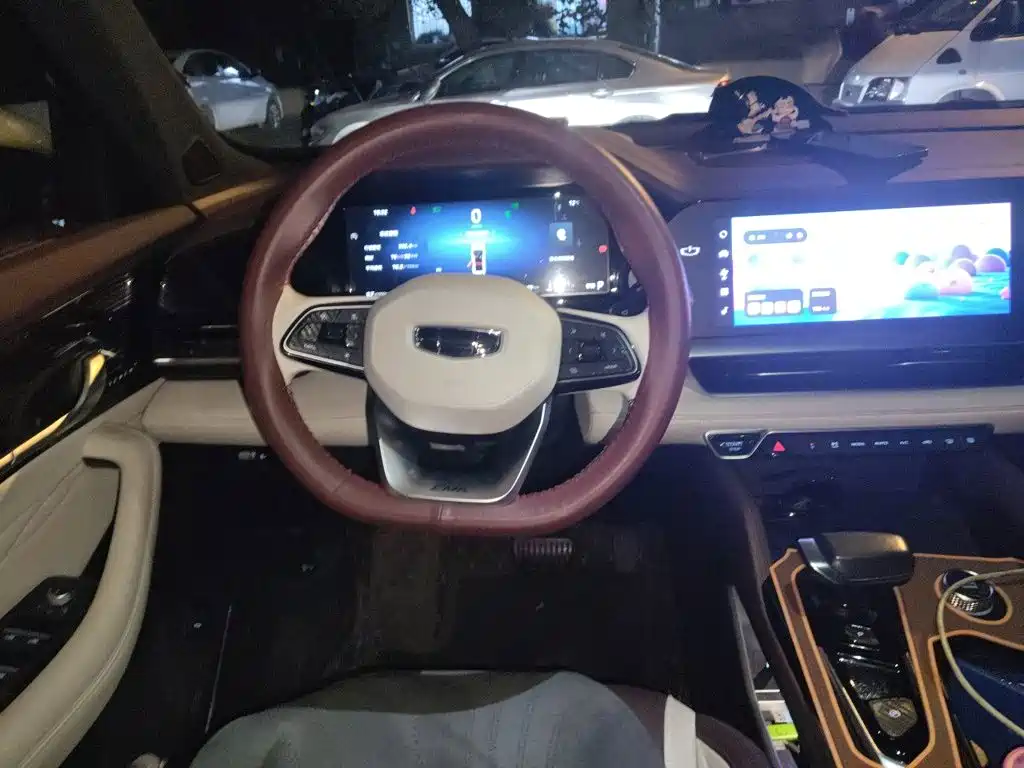 Geely Xingyue L — миниатюра 6
