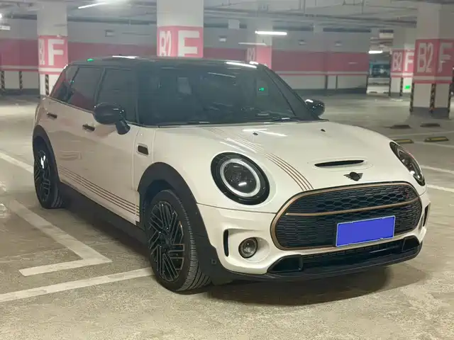 MINI CLUBMAN