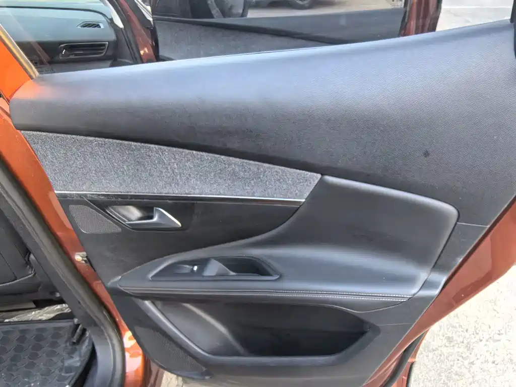 Peugeot 4008 — миниатюра 16