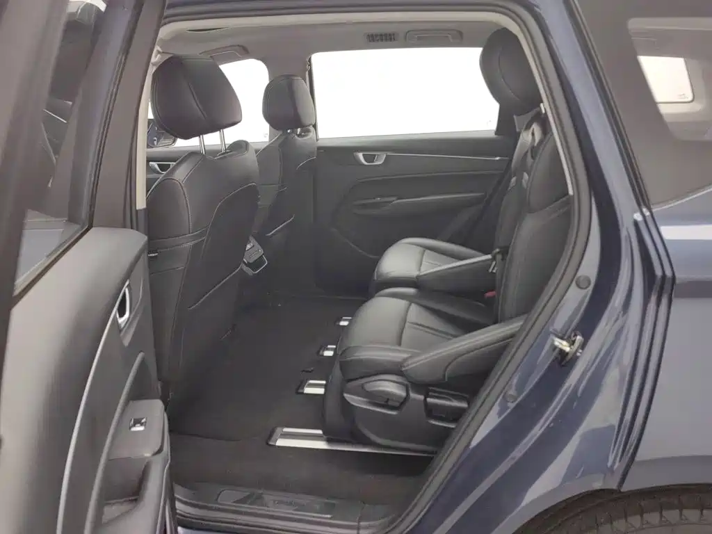 Wuling Victory — миниатюра 15